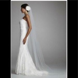 WEDDING DRESS (SIZE 6 - GALIN - LACE)